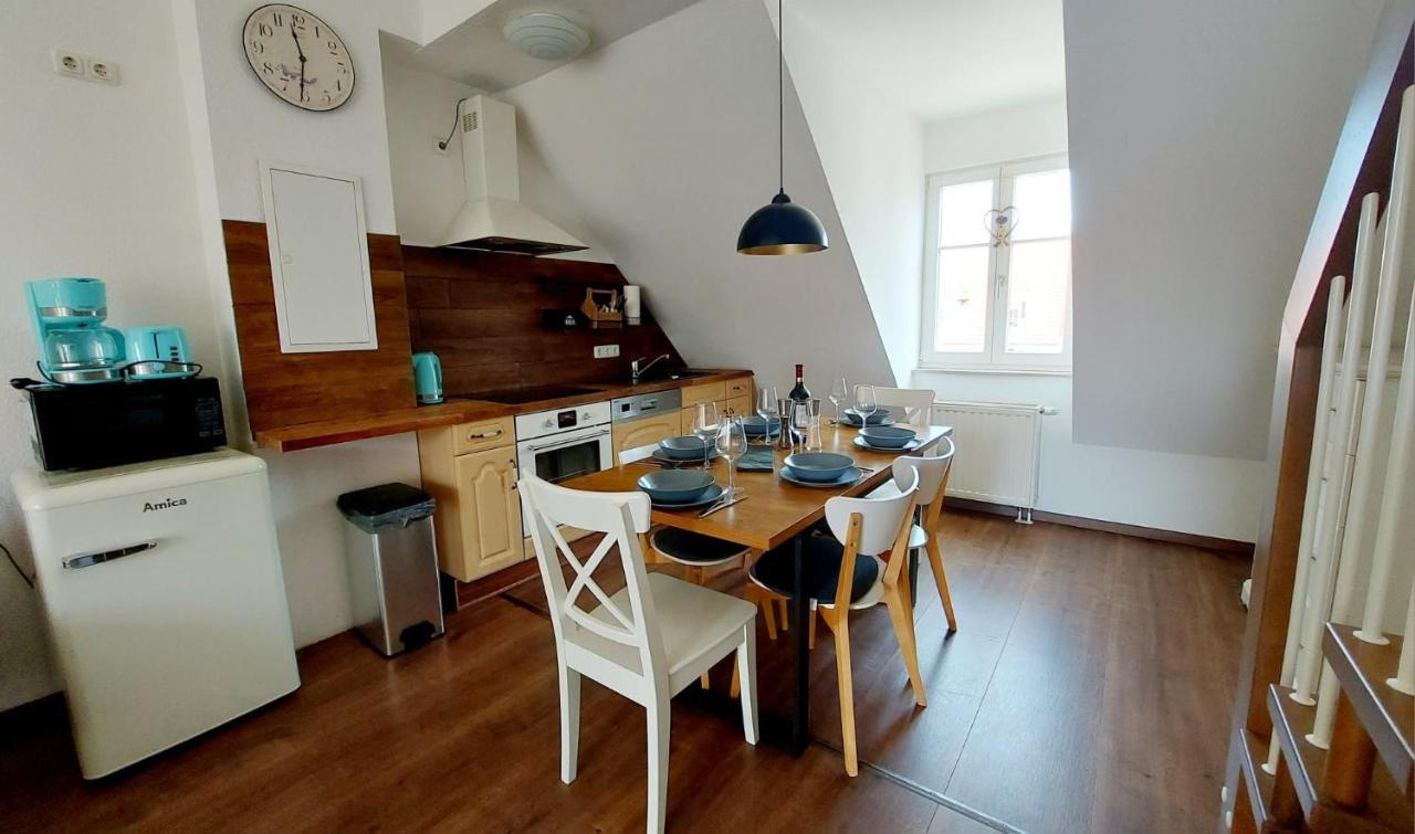גרייפסוואלד Hochwertige Ferienwohnung Direkt Am Wasser Mit Balkon מראה חיצוני תמונה