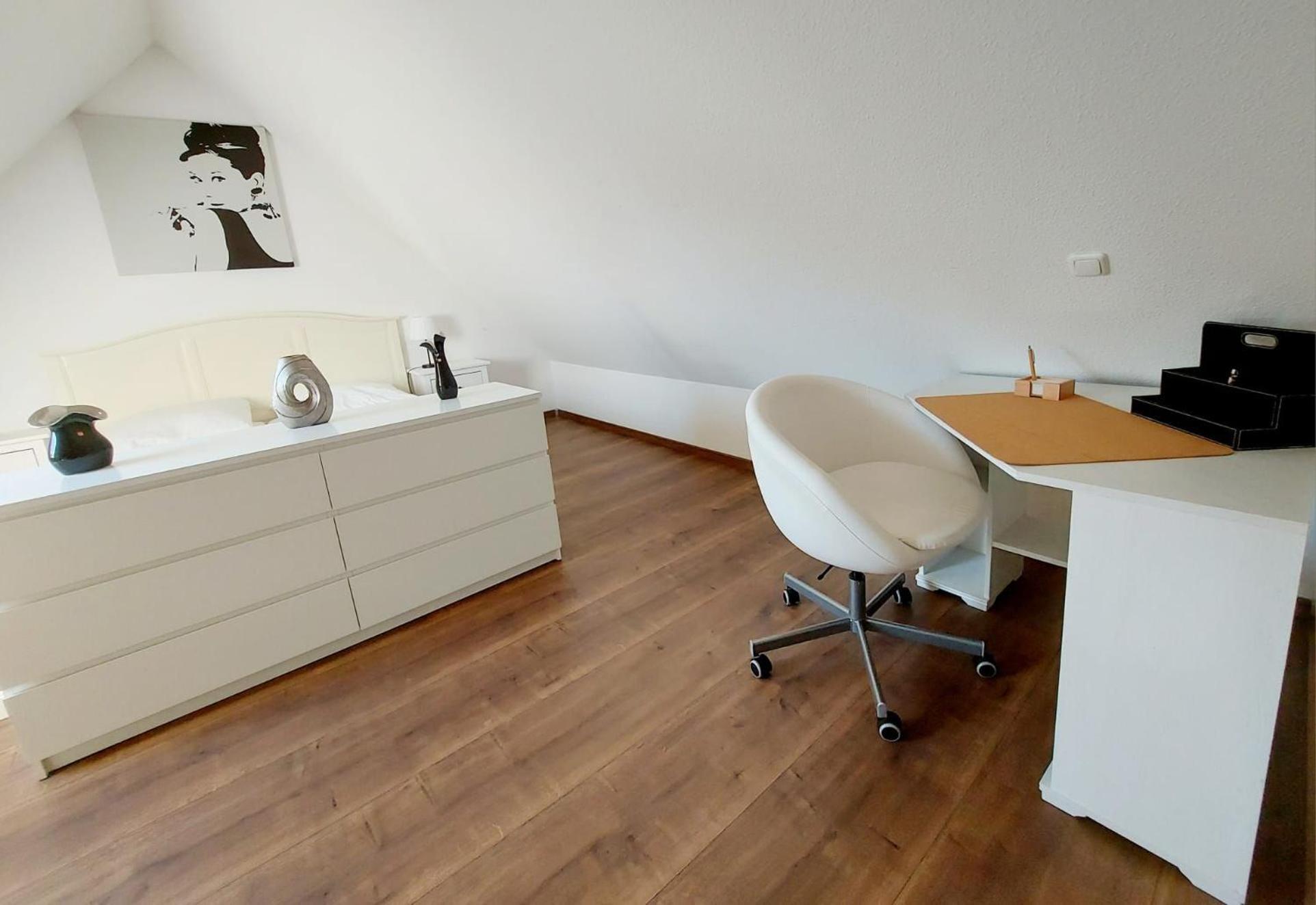 גרייפסוואלד Hochwertige Ferienwohnung Direkt Am Wasser Mit Balkon מראה חיצוני תמונה