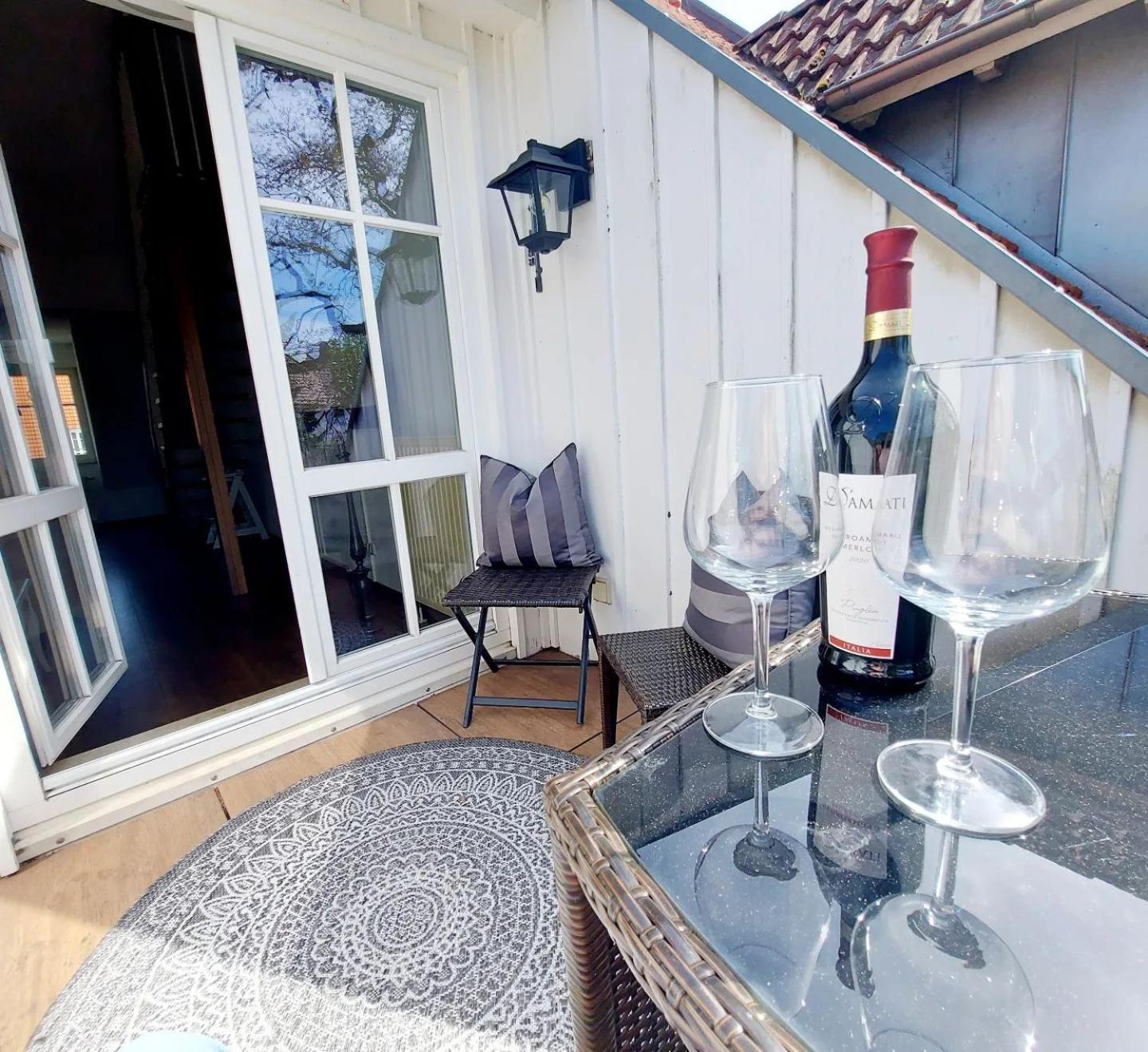 גרייפסוואלד Hochwertige Ferienwohnung Direkt Am Wasser Mit Balkon מראה חיצוני תמונה
